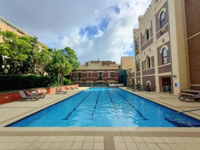 Homely Apartment In Sought After Building, Sydney